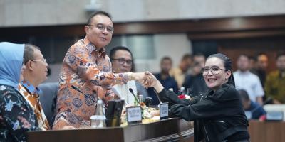 DPR Serap Aspirasi Buruh, RUU Ketenagakerjaan Dikebut